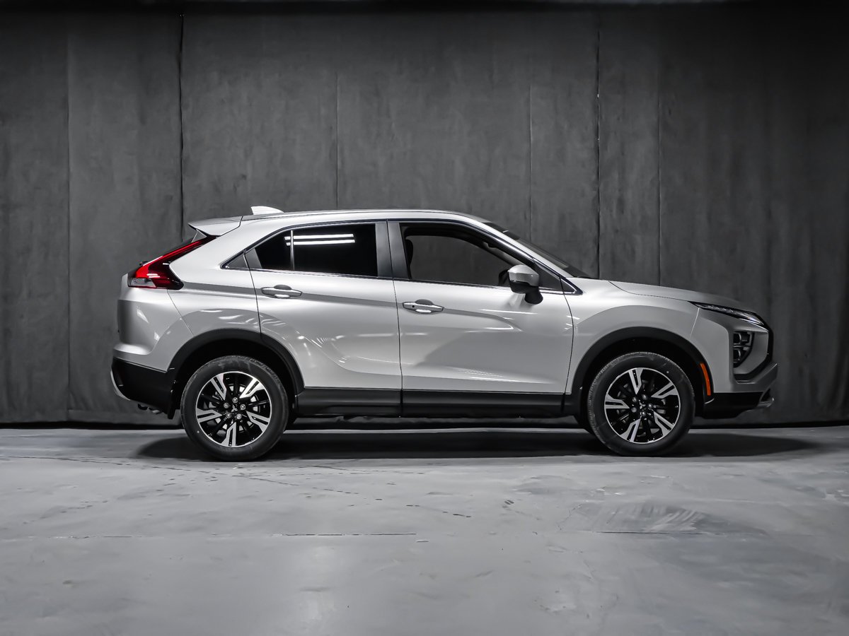 2026 Mitsubishi Eclipse Cross SE Titanium Grey Metallic Montreal - photo #2
