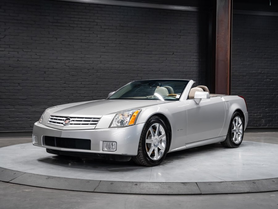 2005 Cadillac XLR