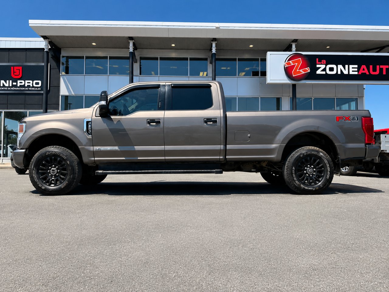 Ford F-250 Super Duty 2021 Brun Granby - photo #2