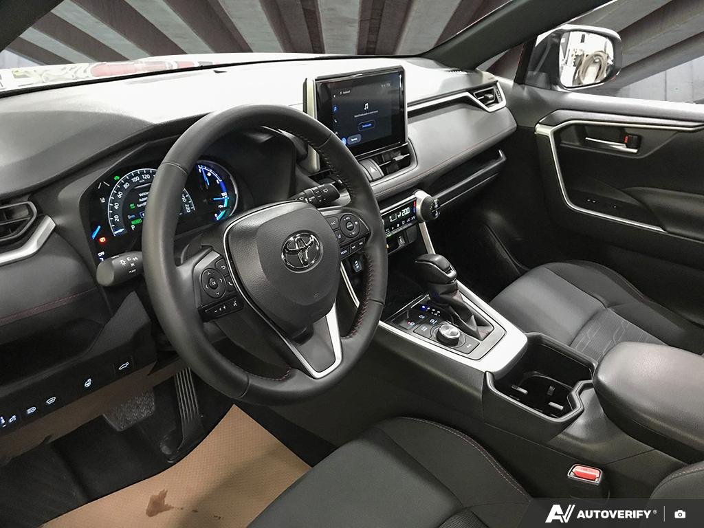 2025 Toyota RAV4 Plug-In Hybrid S2501923 | SE Silver Edmonton - photo #11