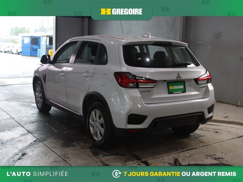 2022 Mitsubishi RVR White Laval - photo #4