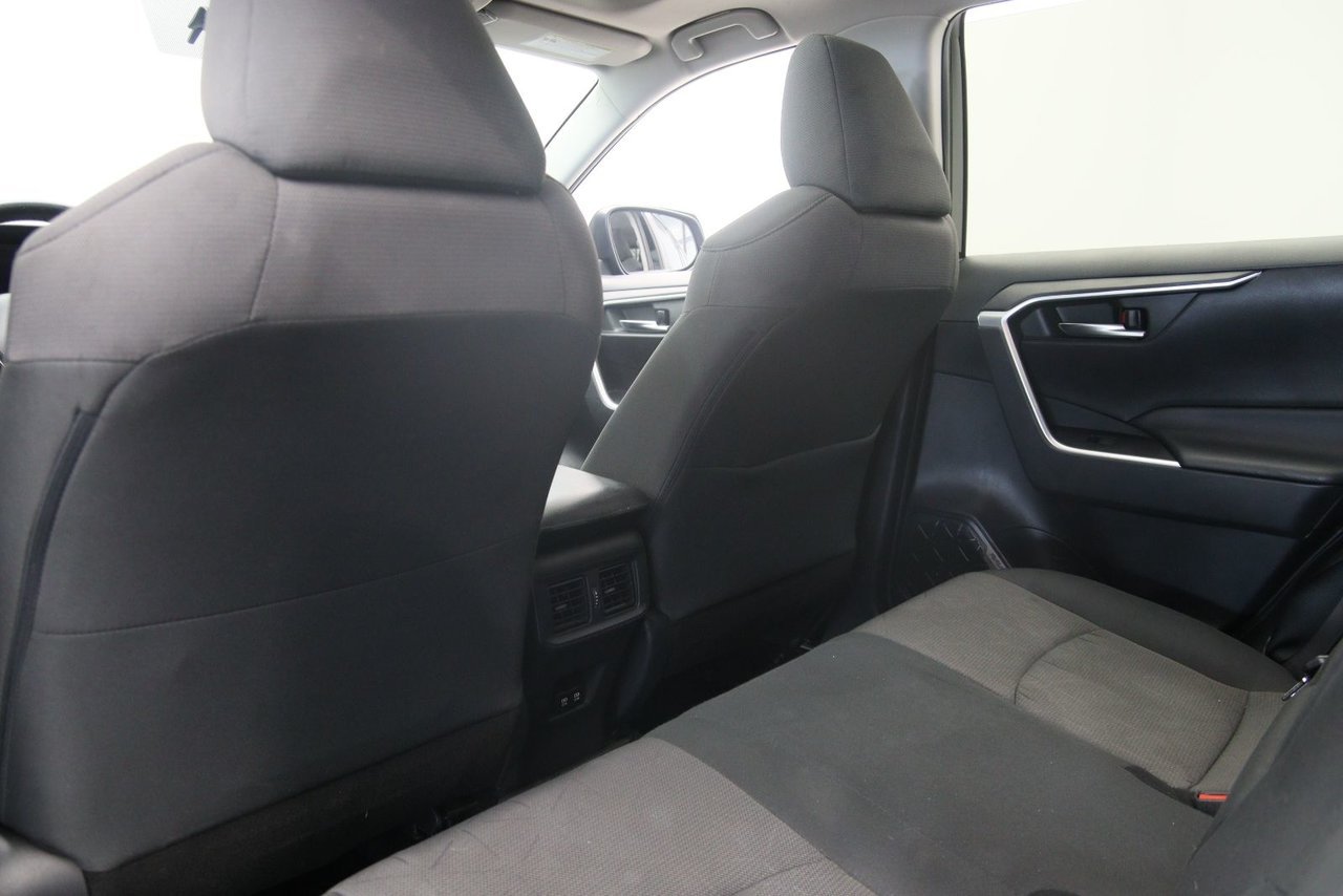 Toyota RAV4 NIV 2T3R1RFV2KC038406 2019 Noir Baie-Comeau - photo #7