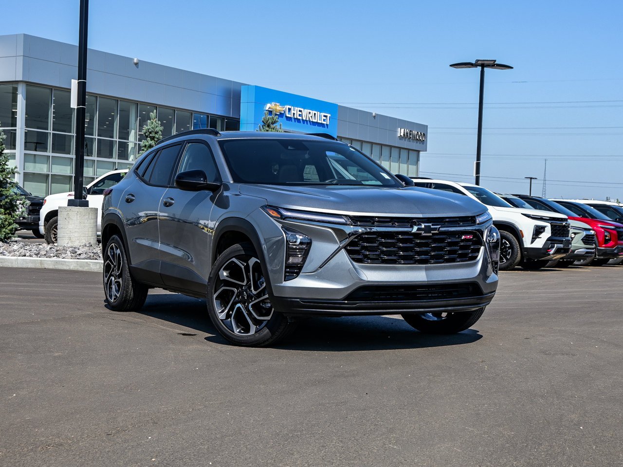 2025 Chevrolet Trax FWD 4dr 2RS Grey Sherwood Park - photo #1