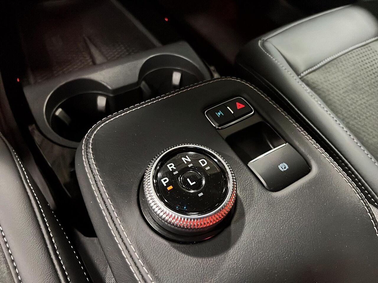 2023 Ford Mustang Mach-E Québec - photo #14
