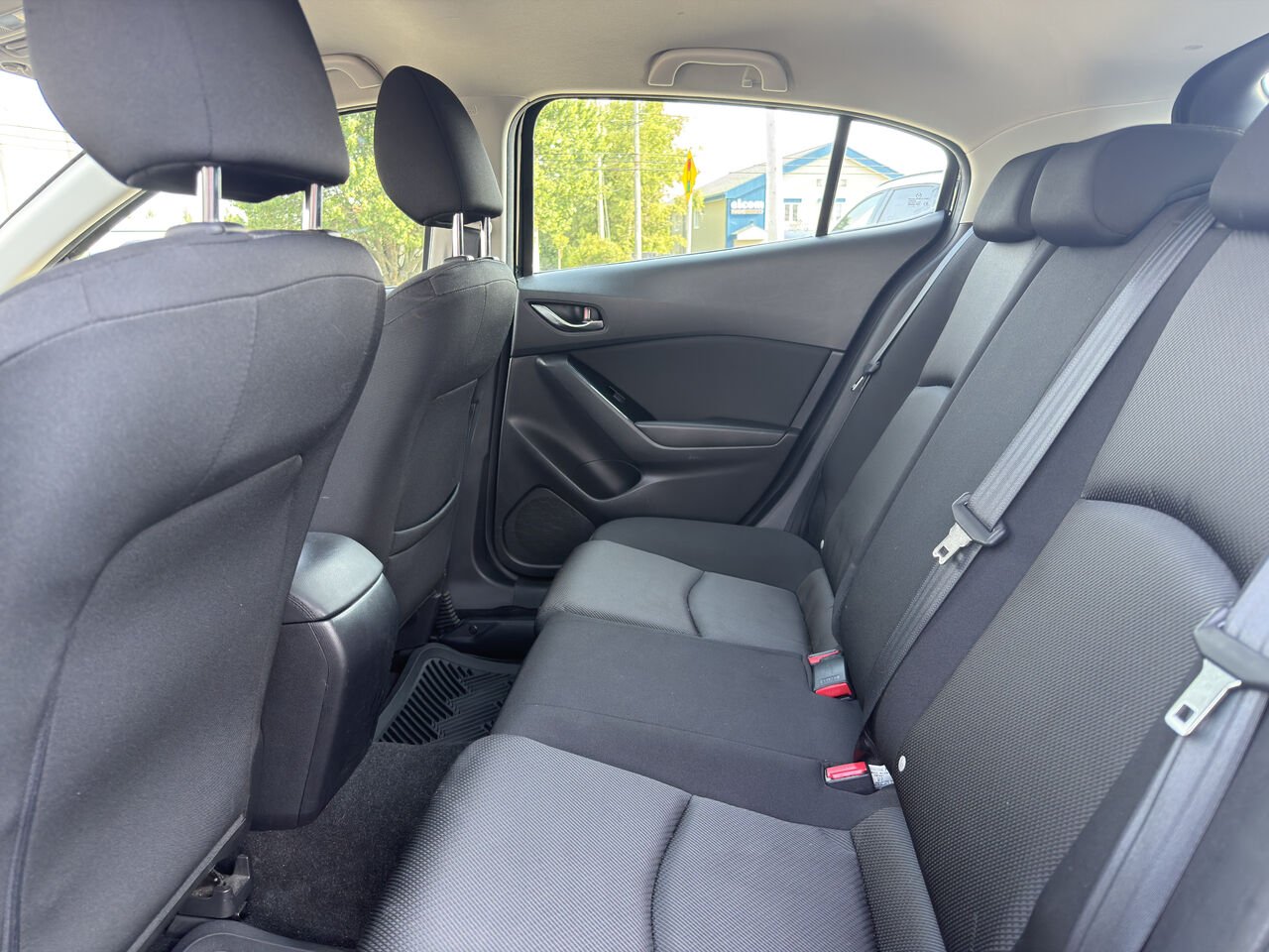 Mazda Mazda3 Sport U03096 | GX BA 2018 Noir Val-d'Or - photo #6