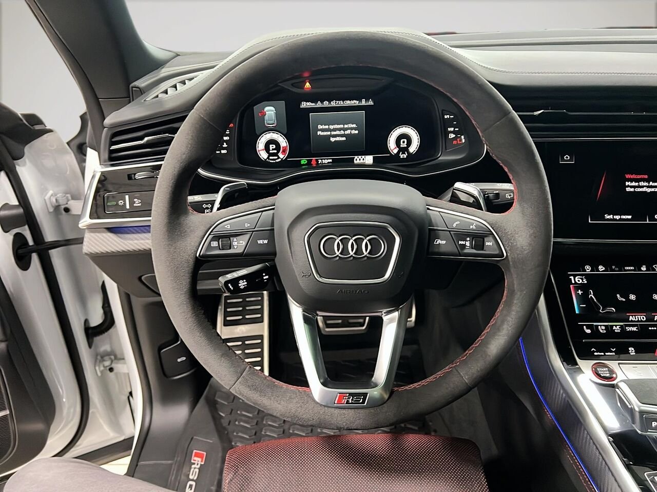 2026 Audi RS Q8 PERFORMANCE White Québec - photo #11
