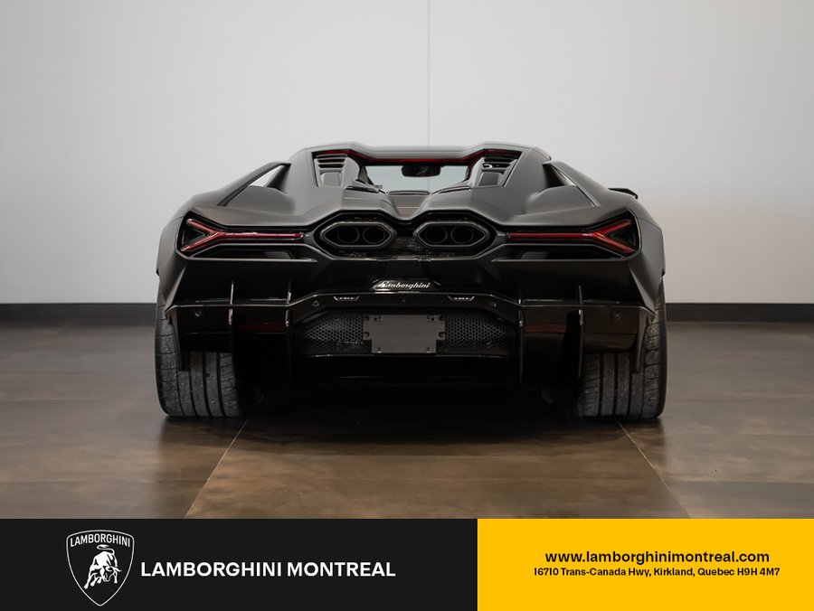 2024 Lamborghini Revuelto 2024 Black