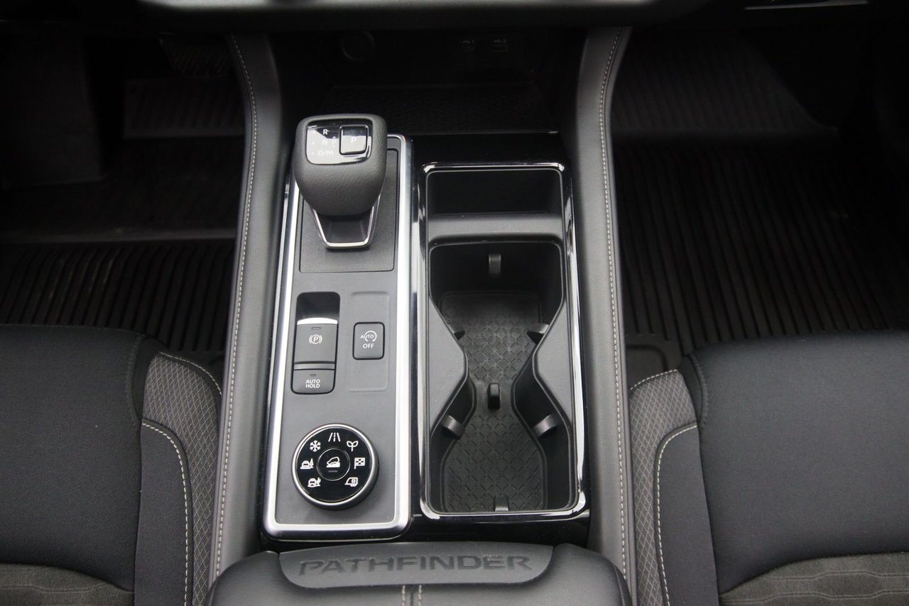 Nissan Pathfinder NIV 5N1DR3BE0RC216097 2024 Noir Chicoutimi - photo #13