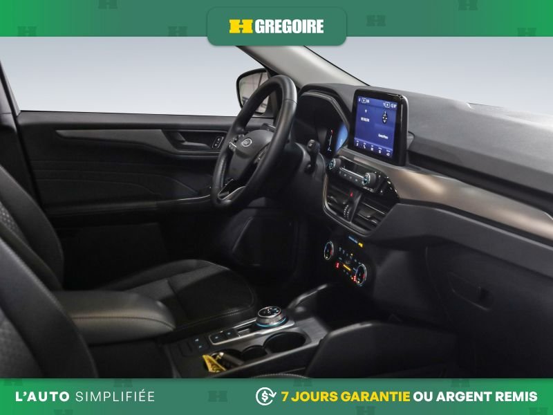 2025 Ford Escape Grey Laval - photo #27