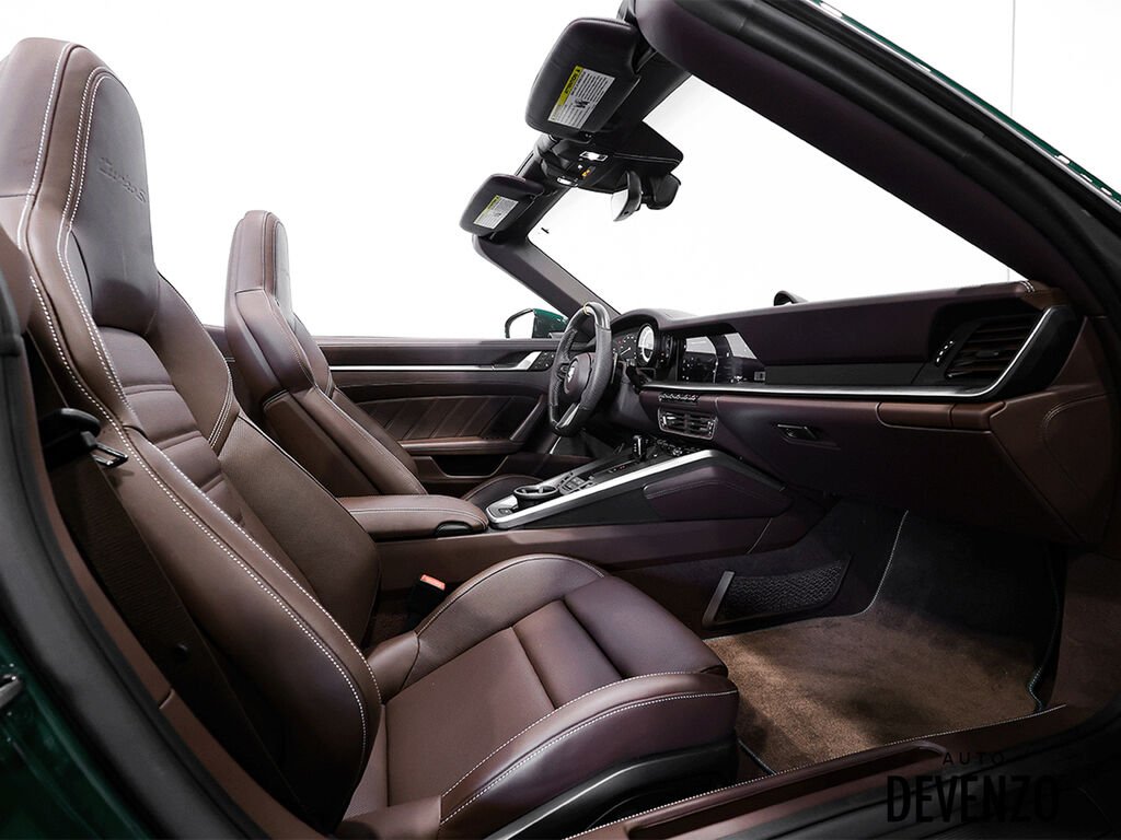 2022 Porsche 911 Green Saint-Eustache - photo #16