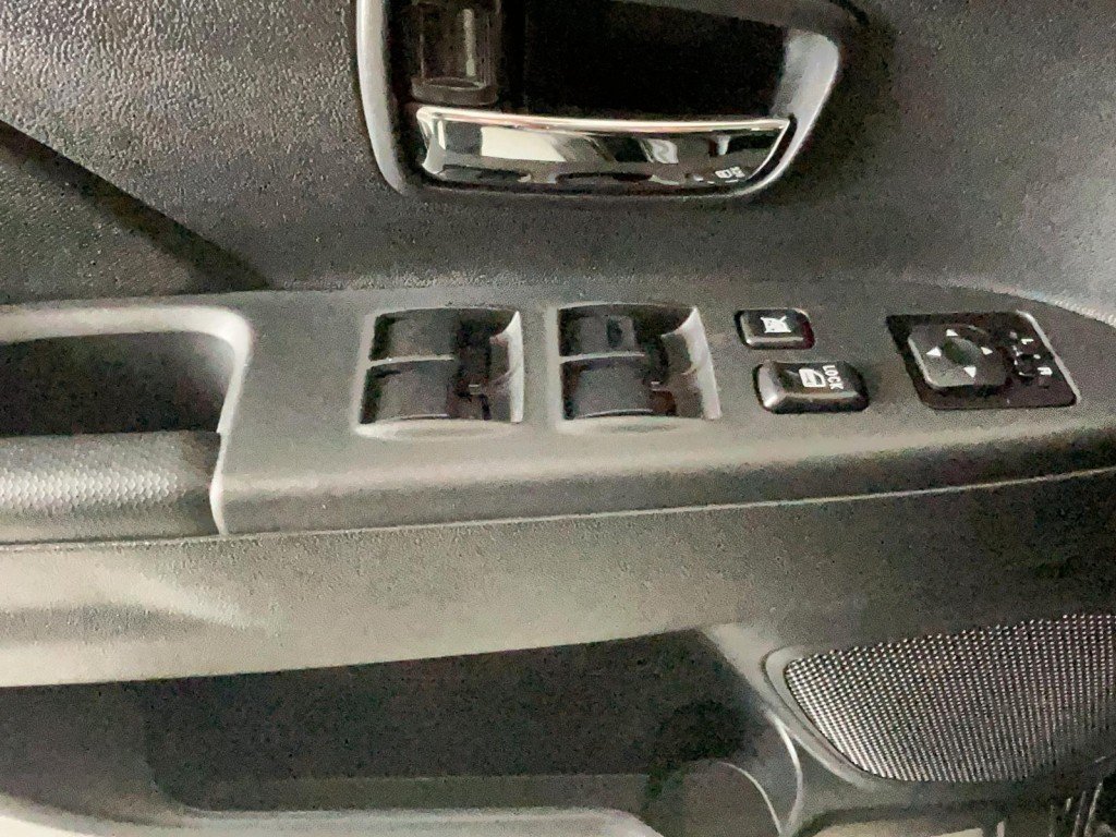 2023 Mitsubishi RVR Black Amos - photo #10