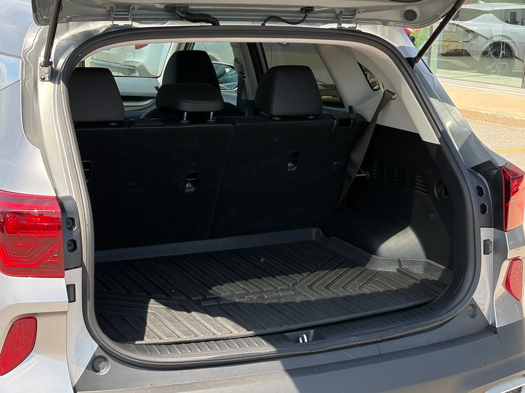 Kia Seltos 2022 Gris Gatineau - photo #19