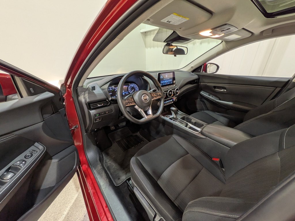 Nissan Sentra SV CVT 2023 Rouge Val-David - photo #9
