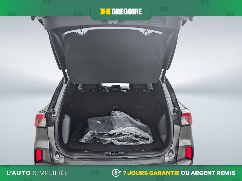2022 Ford Escape Grey Blainville - photo #24