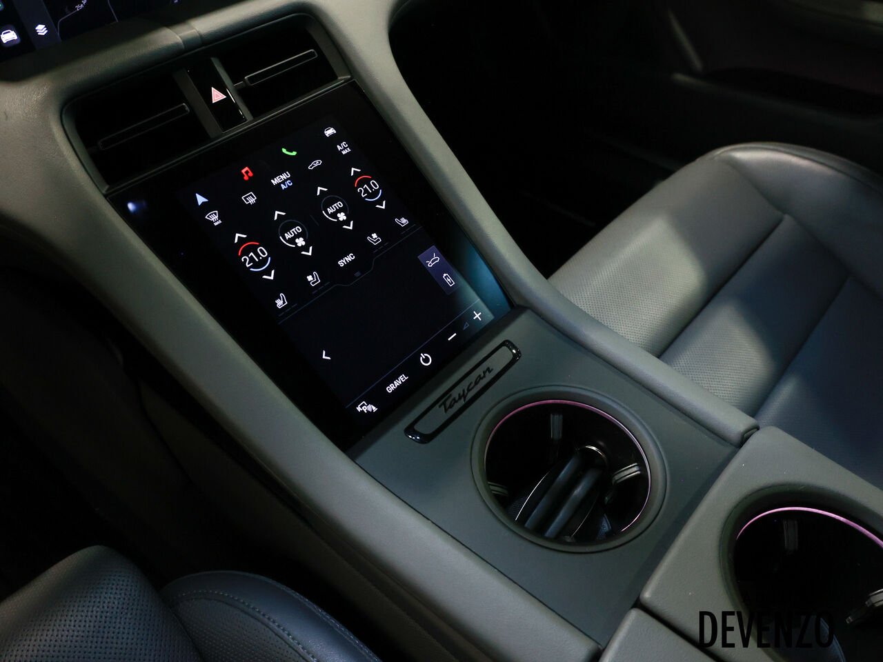2022 Porsche Taycan Grey Saint-Eustache - photo #17