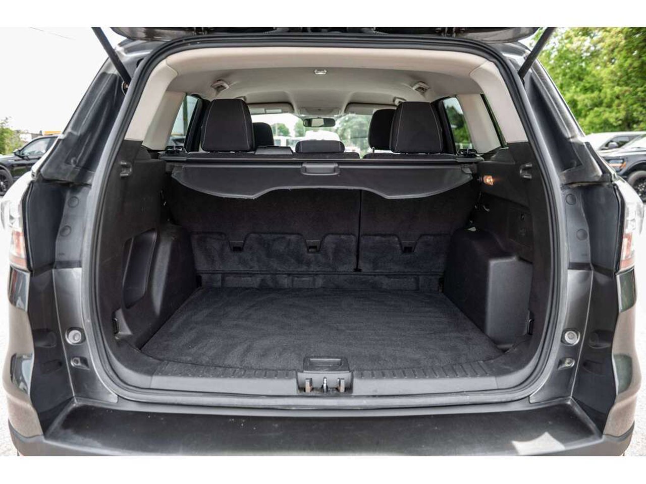 2018 Ford Escape gray Sainte-Julienne - photo #10