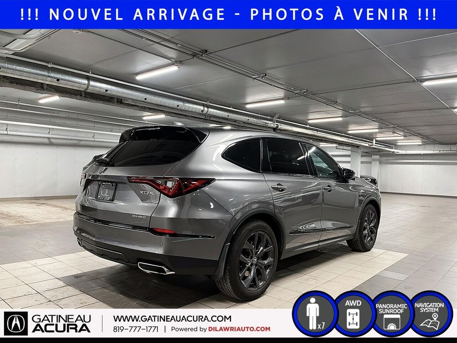 Acura MDX *** CLEAN CARFAX + BAS KILOMÉTRAGE *** 2024 Gris