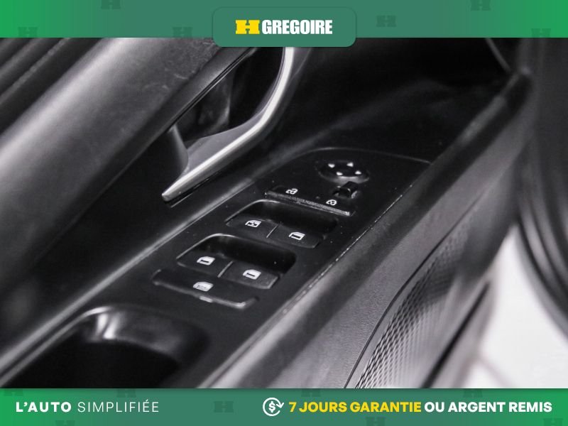 Hyundai Elantra 730566 | Preferred AUTO A/C GR ELECT MAGS CAM BLUETOOTH 2022 Blanc Laval - photo #15