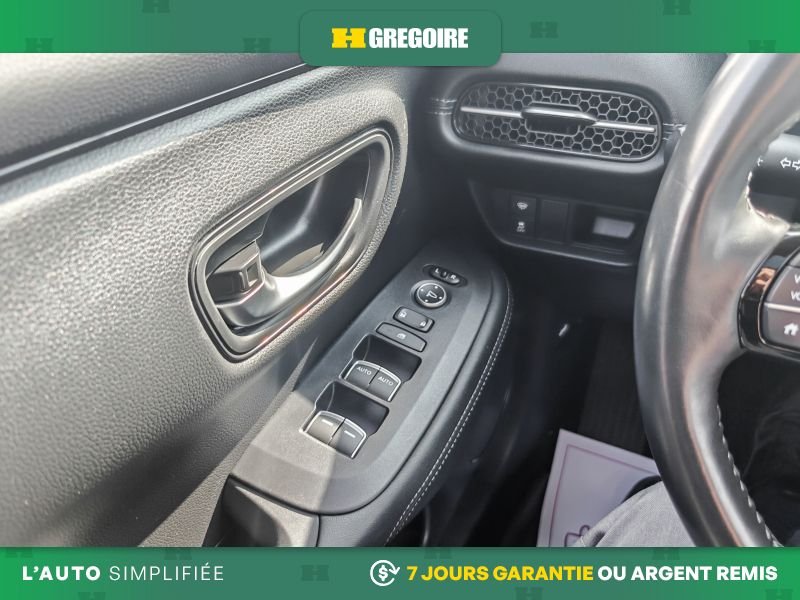 2024 Honda HR-V White Saint-Eustache - photo #19
