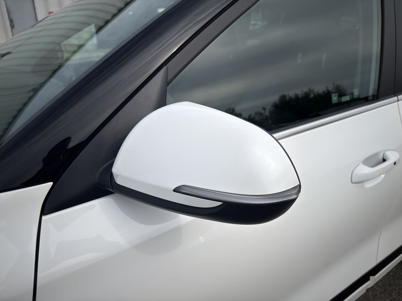 Kia Seltos 2023 Blanc Thetford Mines - photo #8