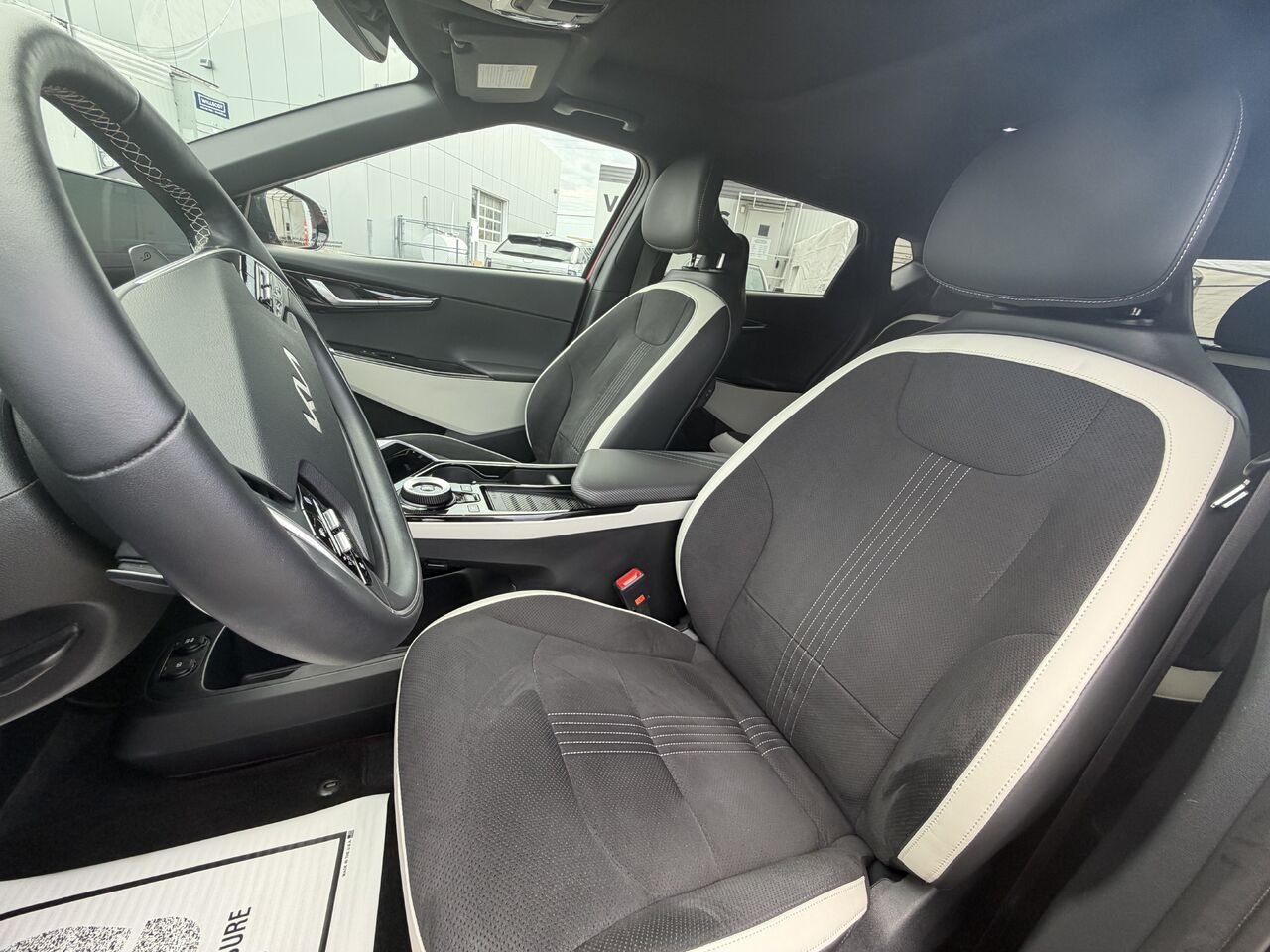 2024 Kia EV6 GT-Line AWD Red Laval - photo #25