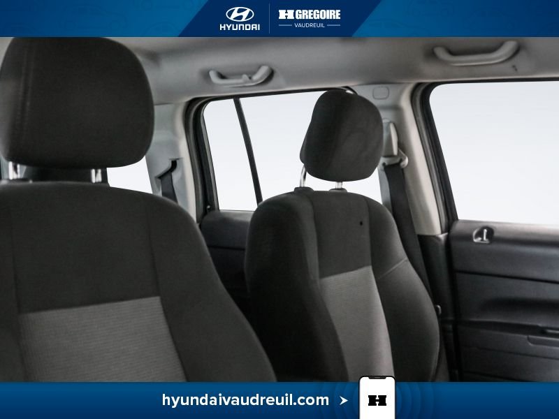 2016 Jeep Patriot Black Laval - photo #25