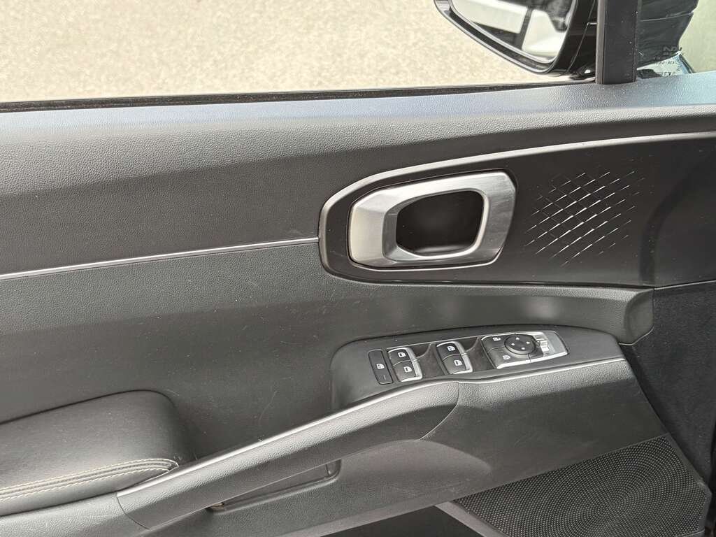 Kia Sorento 2023 Noir Gatineau - photo #13
