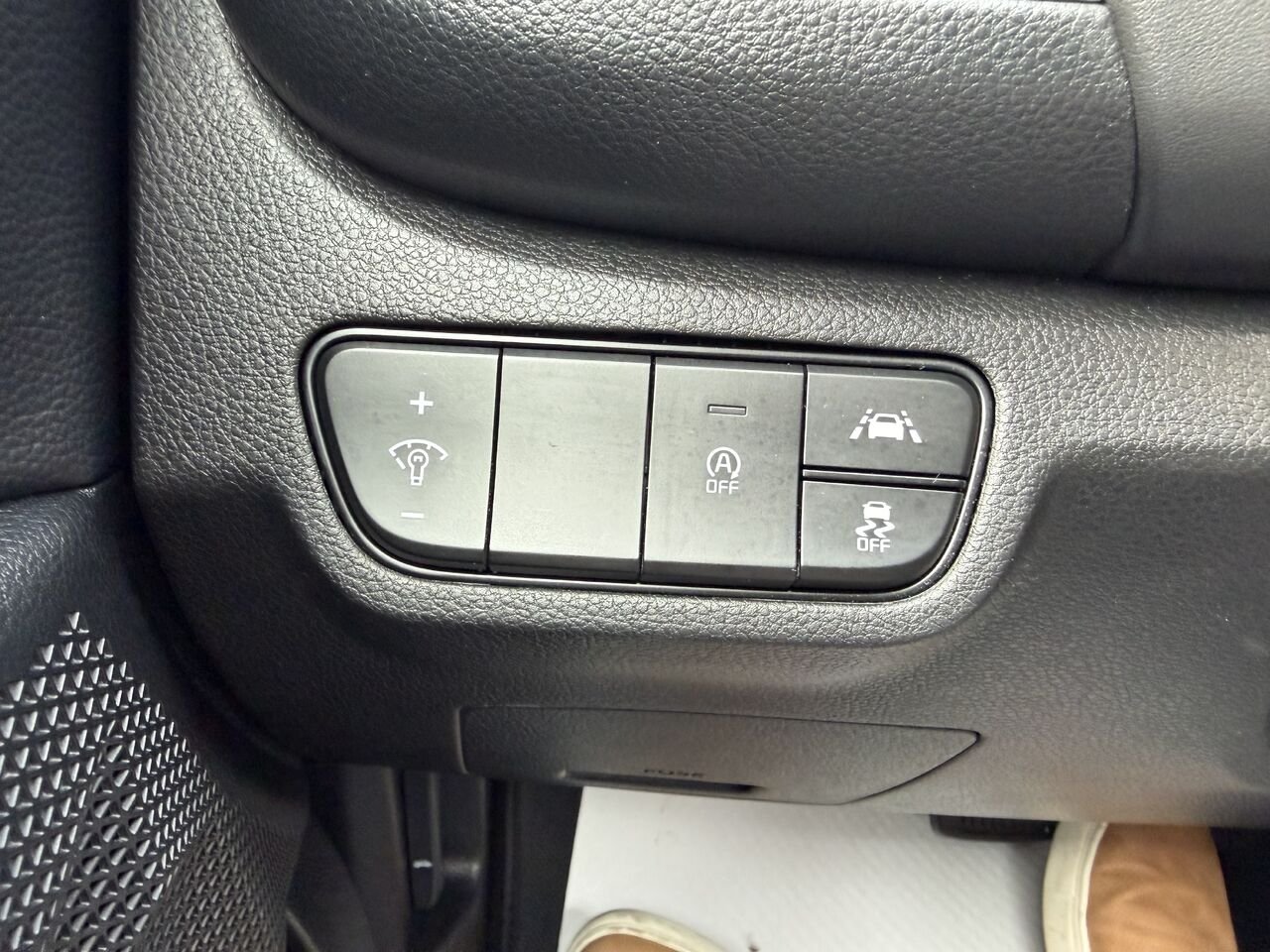 Kia Seltos 2023 Blanc Thetford Mines - photo #17