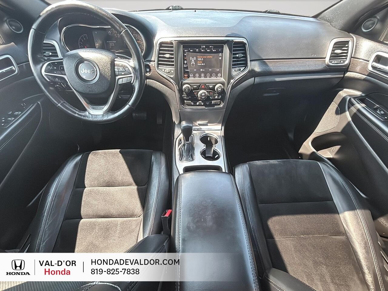 2018 Jeep Grand Cherokee Altitude IV 4x4 *Disponibilité limitée* Red Val-d'Or - photo #7