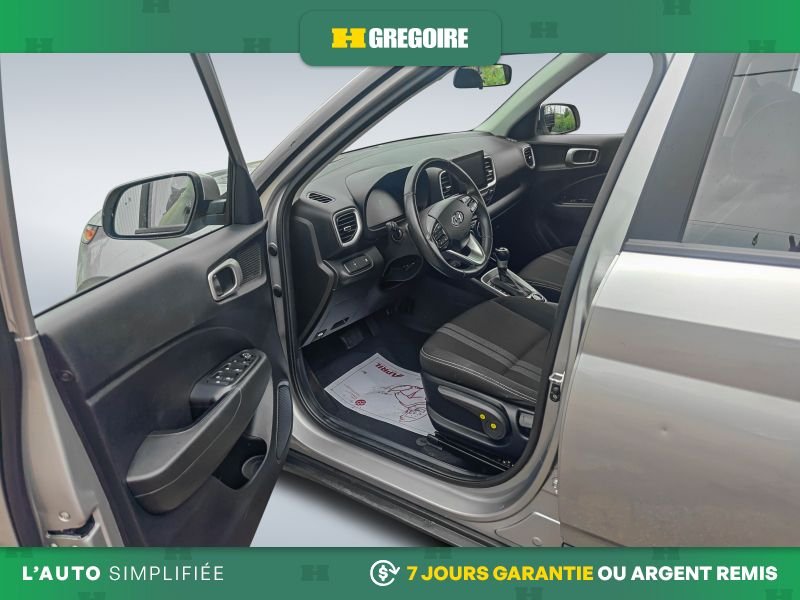 2024 Hyundai Venue Silver Saint-Eustache - photo #11
