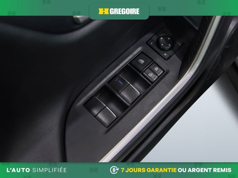 2021 Toyota Rav 4 Grey Laval - photo #18