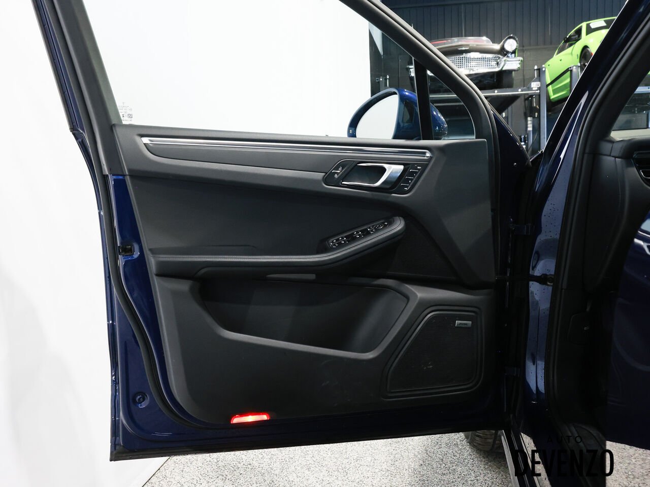 Porsche Macan 2025 Bleu Saint-Eustache - photo #10