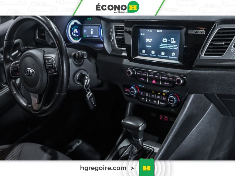 2018 Kia Niro White Laval - photo #20