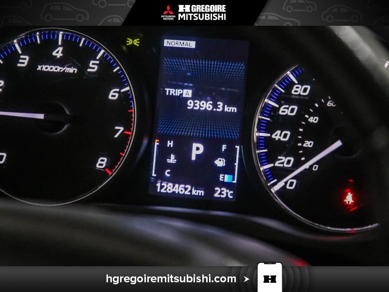 2020 Mitsubishi Outlander Grey Laval - photo #18
