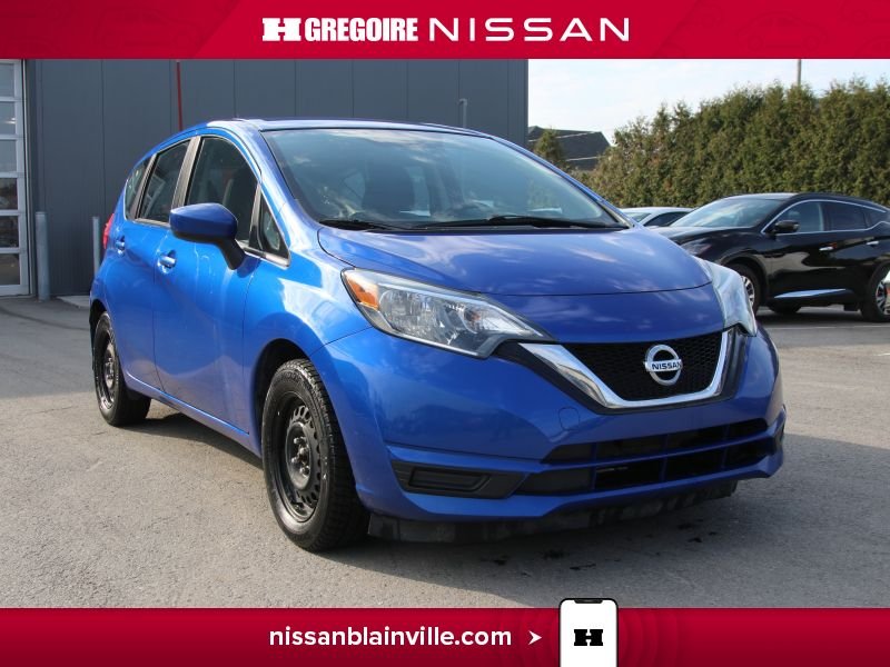 2017 Nissan Versa 2017 Blue