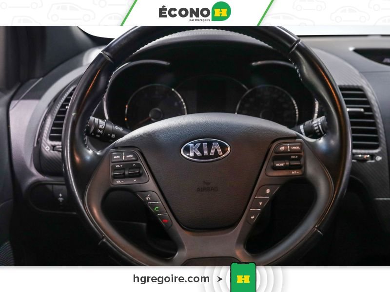 2014 Kia Forte Blue Blainville - photo #11