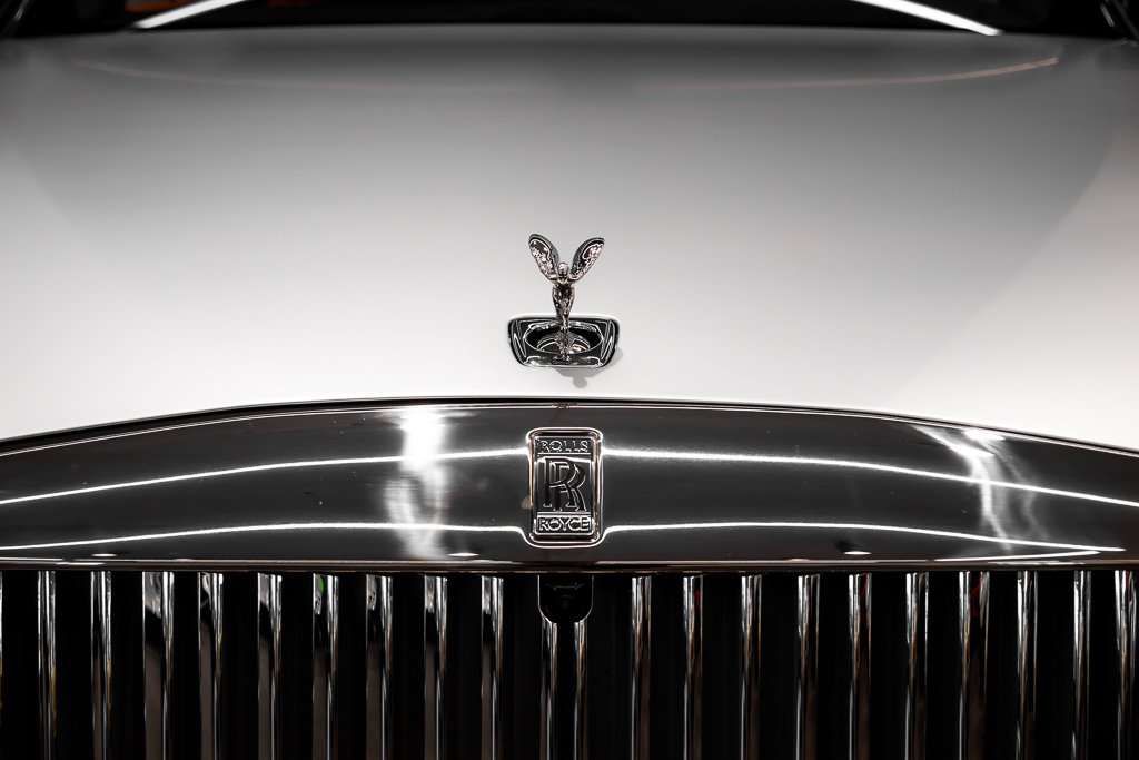 2024 Rolls-Royce Spectre Coupe Black Kirkland - photo #31