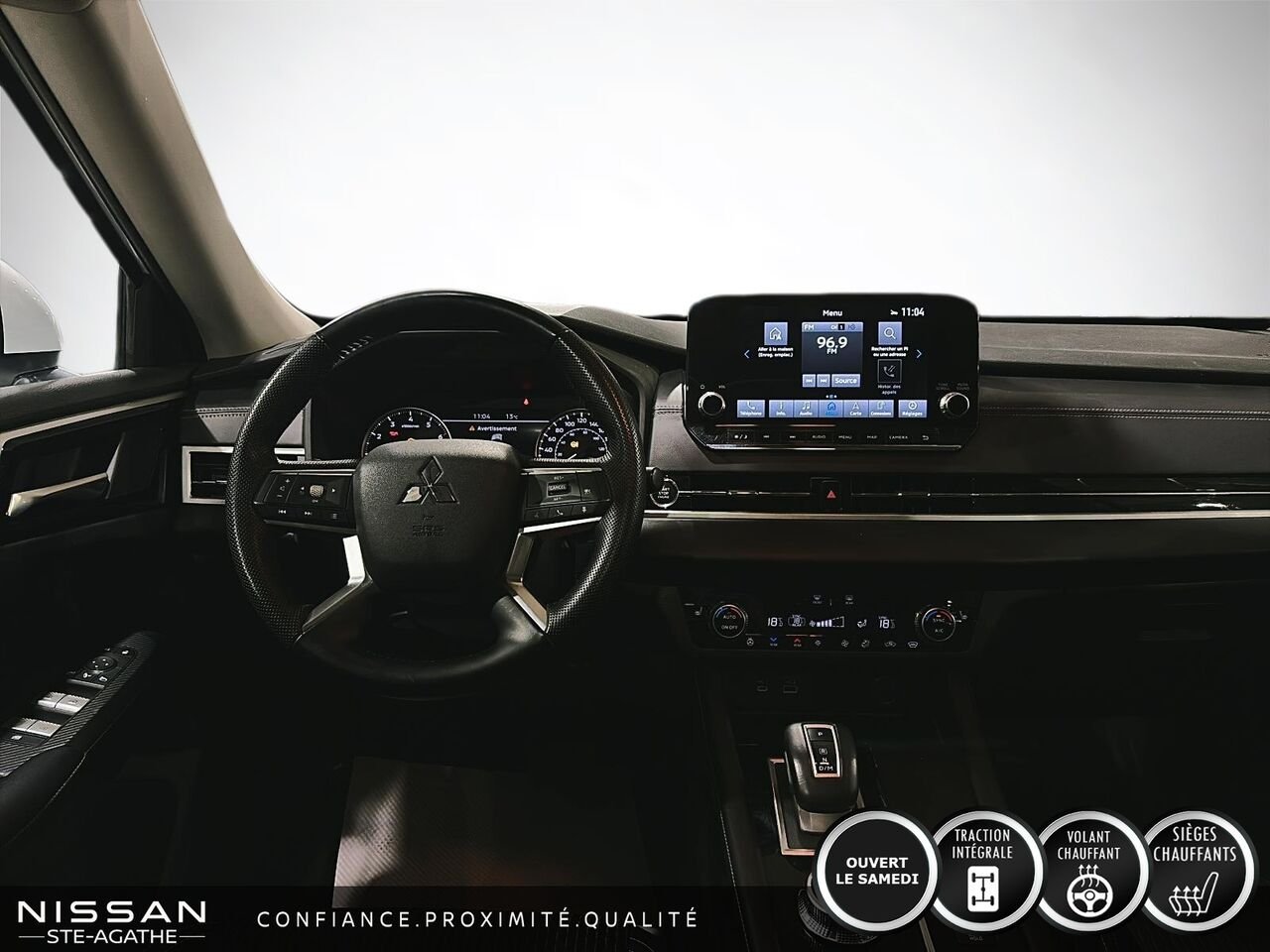 Mitsubishi Outlander 2023 Argent Saint-Jérôme - photo #9
