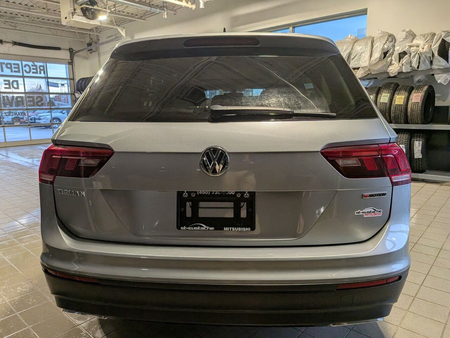 Volkswagen Tiguan-UNITED-TOIT PANO-BANC CHAUFF-AWD-TURBO United 4MOTION 2021 Gris