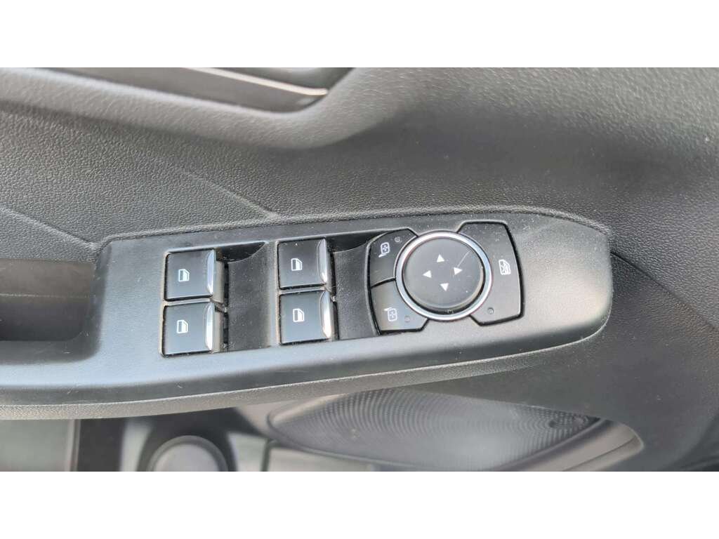 2023 Ford Escape White Gatineau - photo #18