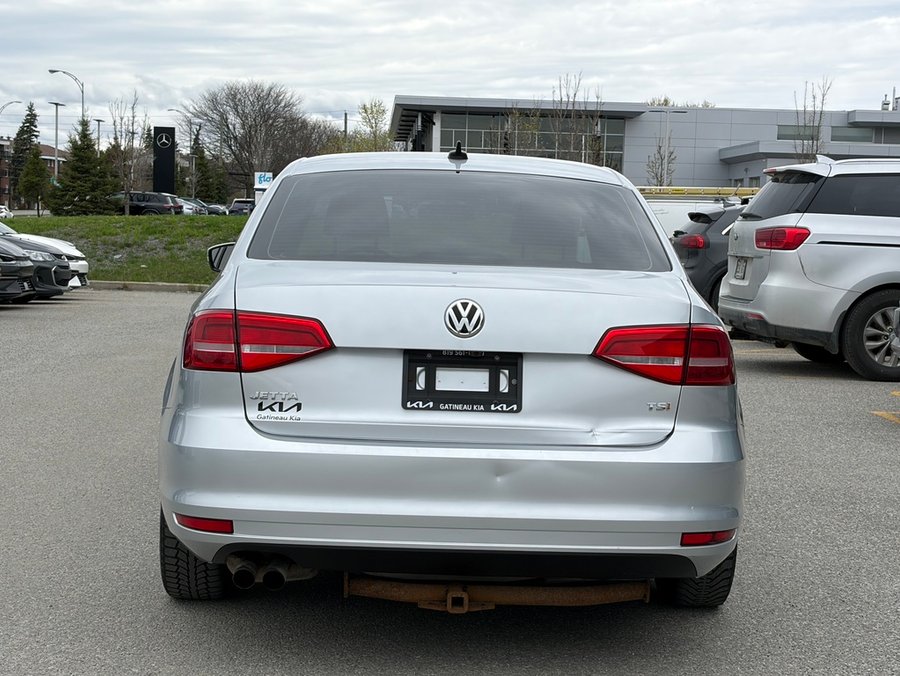 Volkswagen Jetta Sedan 2015 2015 Gris