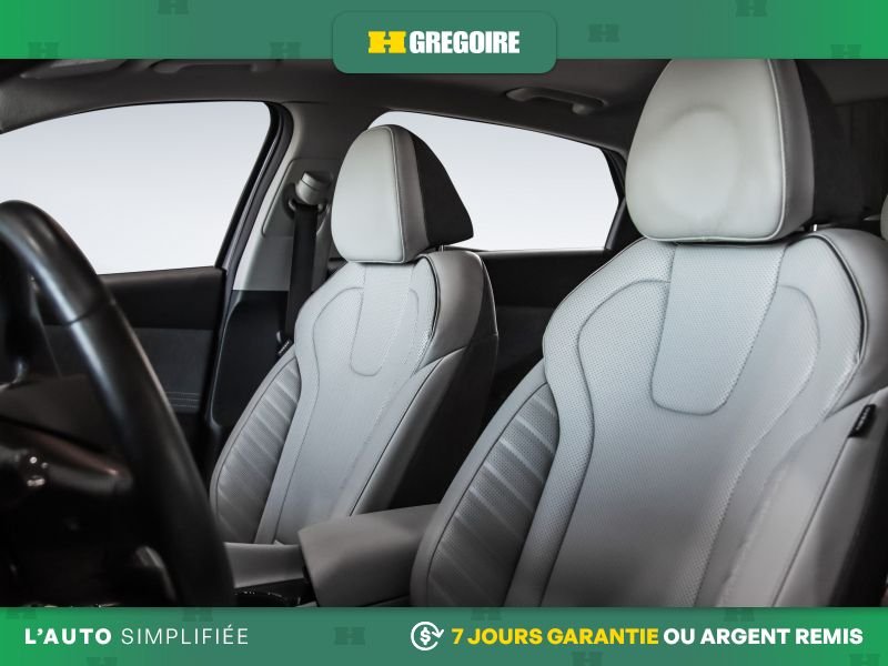 2025 Hyundai Elantra Grey Saint-Eustache - photo #10