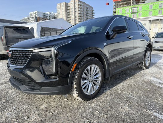 2024 Cadillac XT4 2024 Black