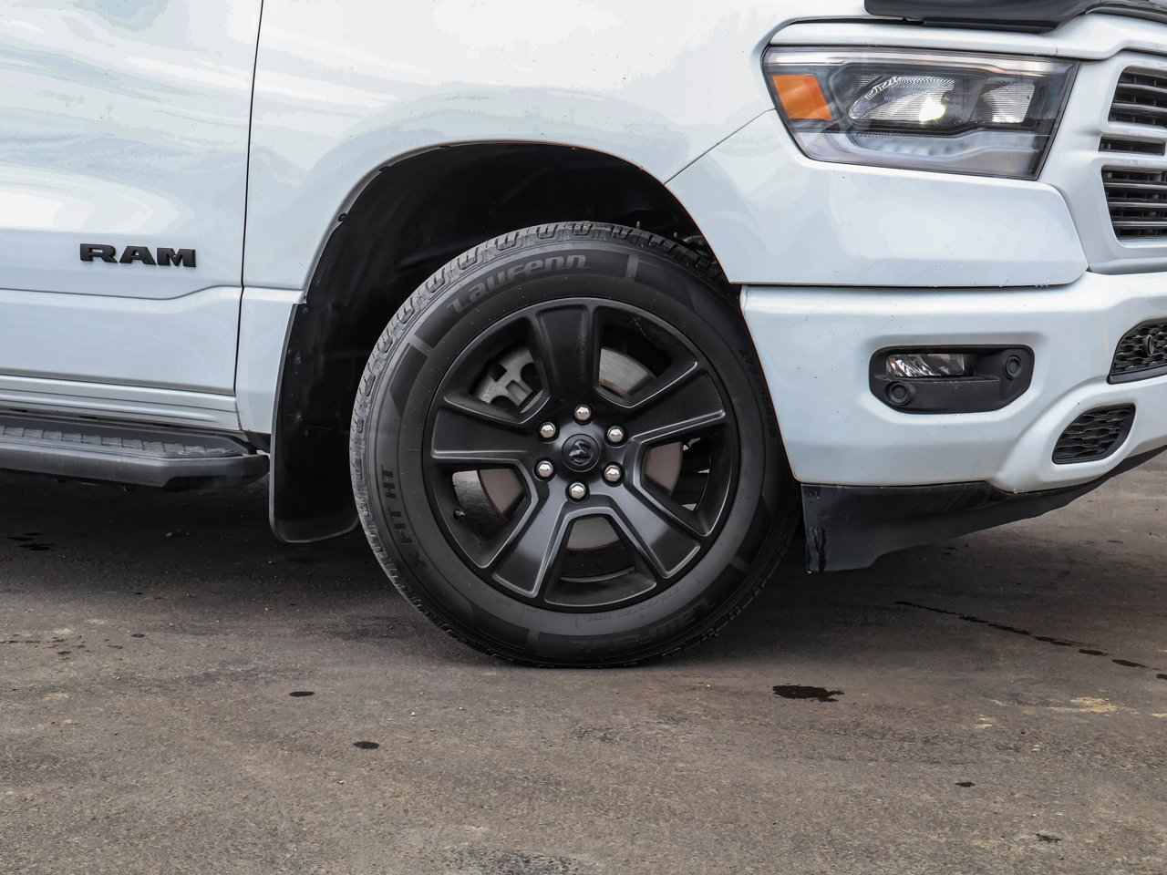 2023 Ram 1500 Sport 4x4 Crew Cab 5'7 Box White Sherwood Park - photo #10