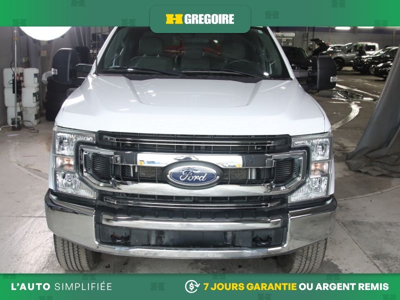 2022 Ford F250SD White Laval - photo #0