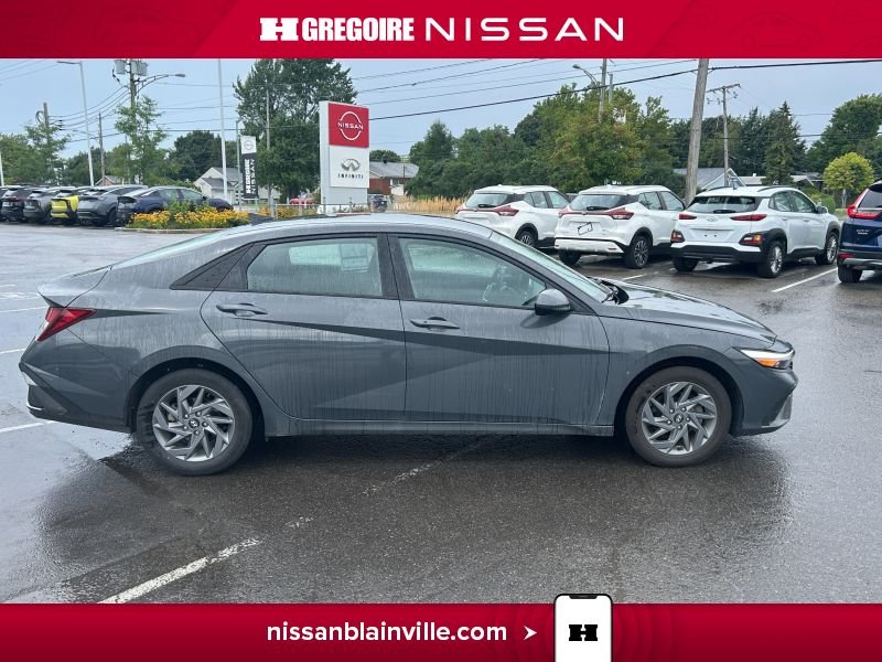 2024 Hyundai Elantra Grey Blainville - photo #15