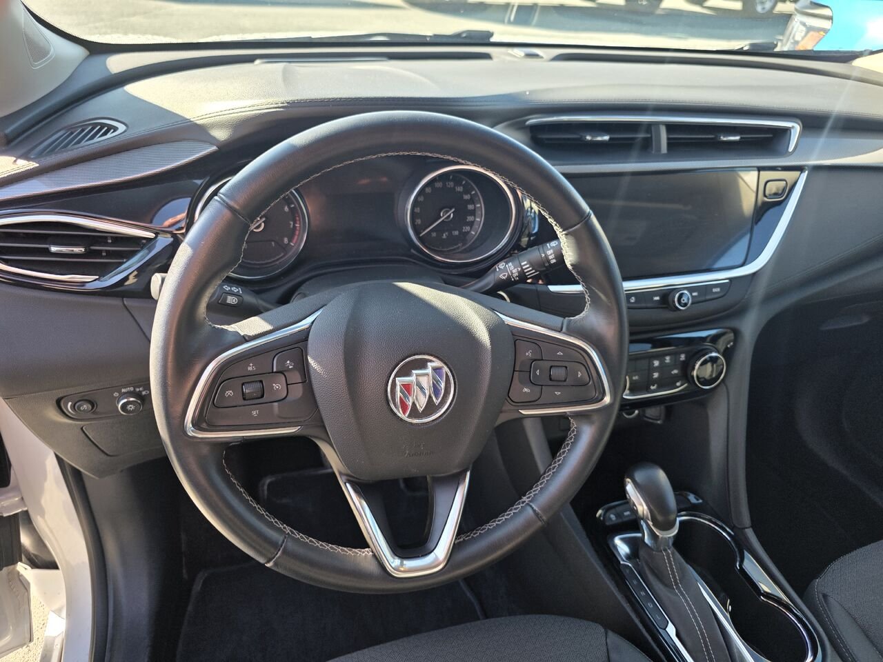 2022 Buick Encore GX Preferred White Rouyn-Noranda - photo #11