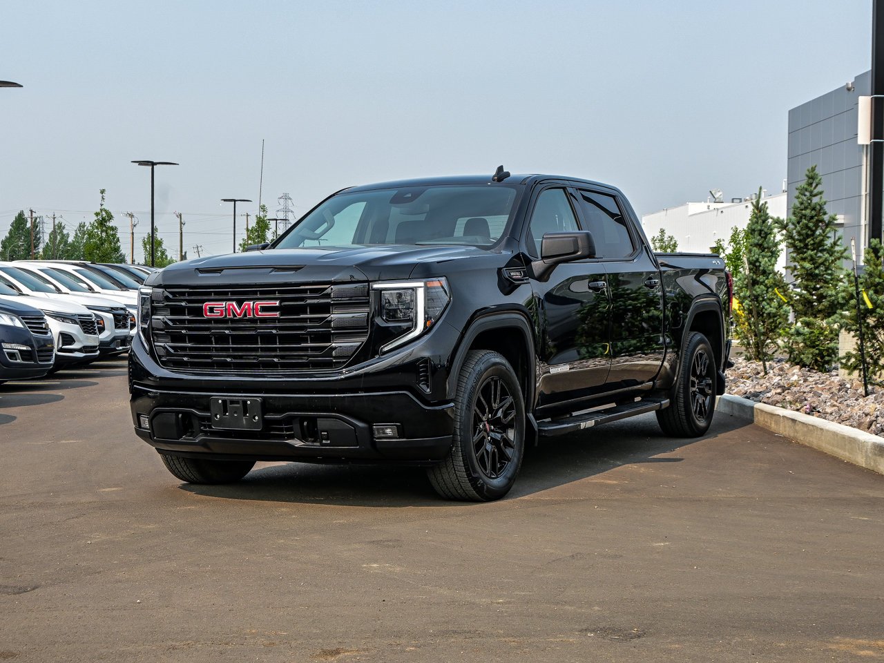 2024 GMC Sierra 1500 4WD Crew Cab 147 Elevation Black Sherwood Park - photo #3
