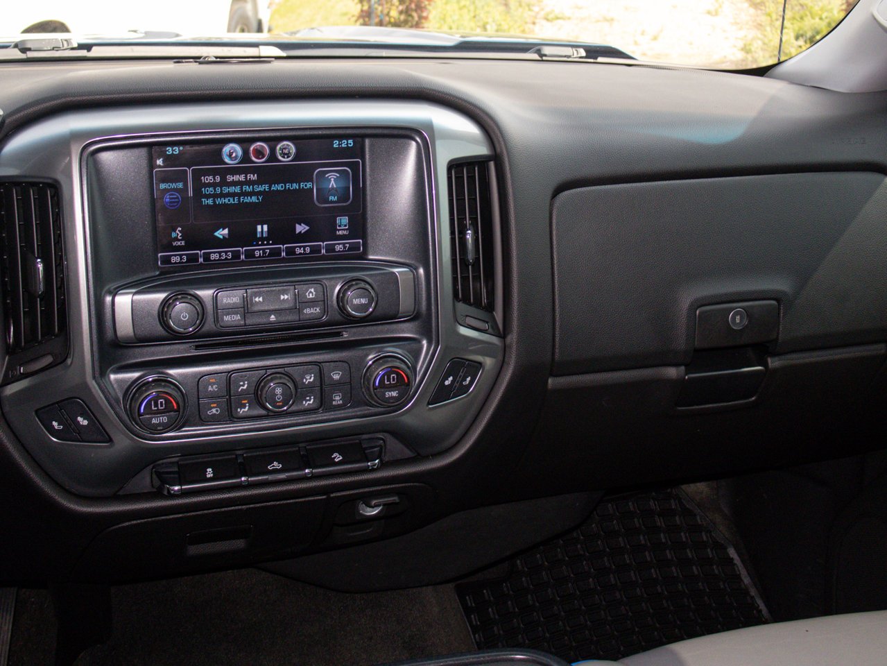 2016 Chevrolet Silverado 1500 4WD Crew Cab 143.5 LT w/1LT Blue Sherwood Park - photo #28