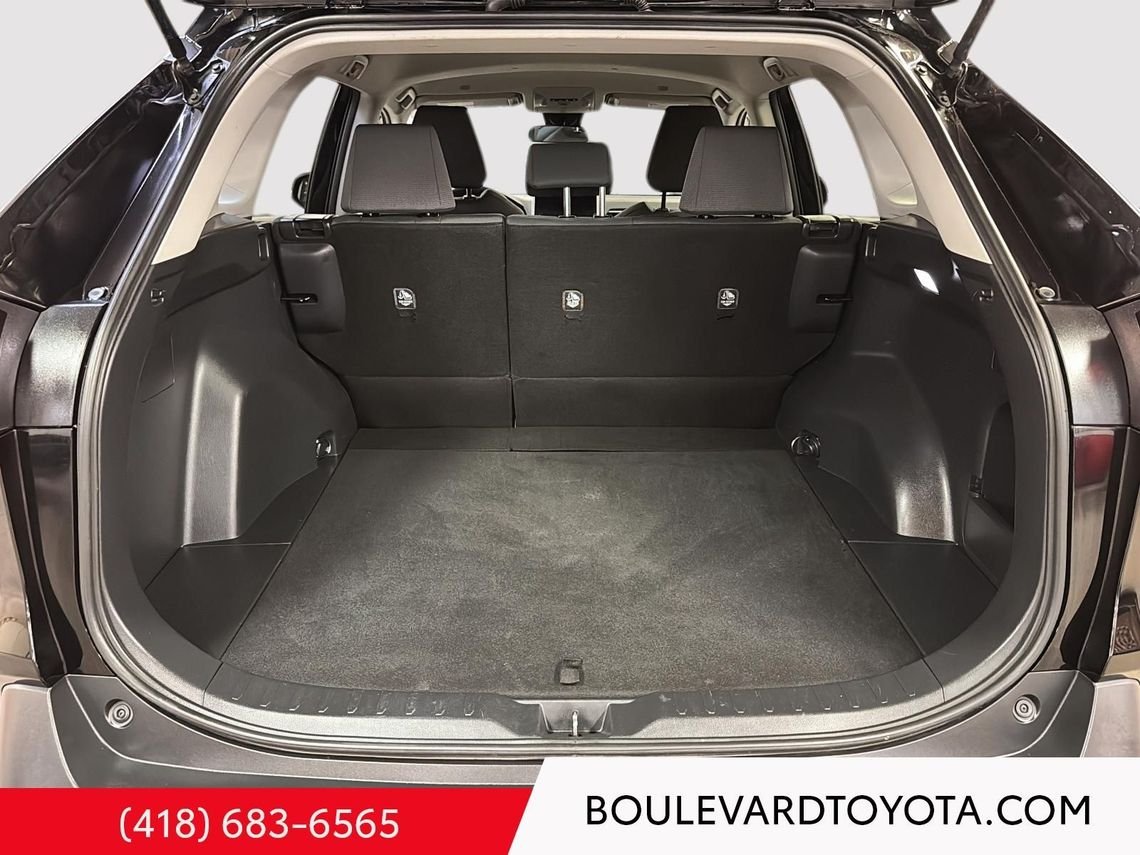 2024 Toyota RAV4 531713-108 | LE, AWD Midnight Black Metallic Québec - photo #30